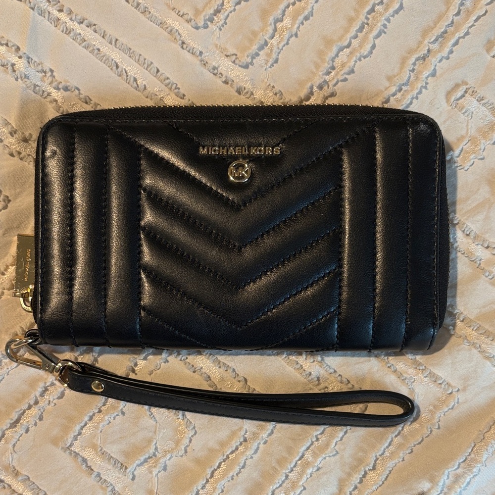 Michael Kors Black Quilted Wristlet